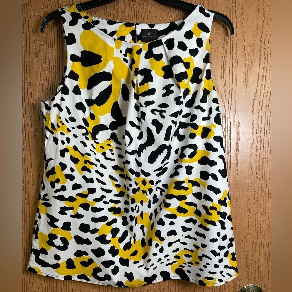 Worthington yellow, white and black animal print sleeveless top.​‎ size Medium.